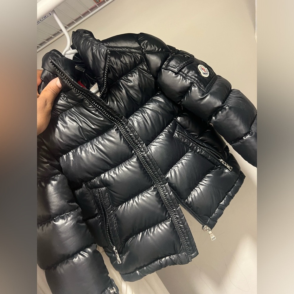 Moncler Kids Puffer Jacket / Worn Good Condition/ No Hoodie